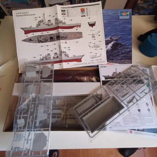 Maqueta Trumpeter JMSDF DDG-175 MYOKO 1/350