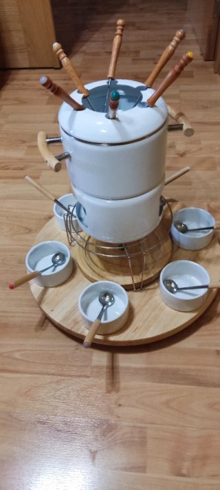 Set Fondue Blanco con 6 Tenedores