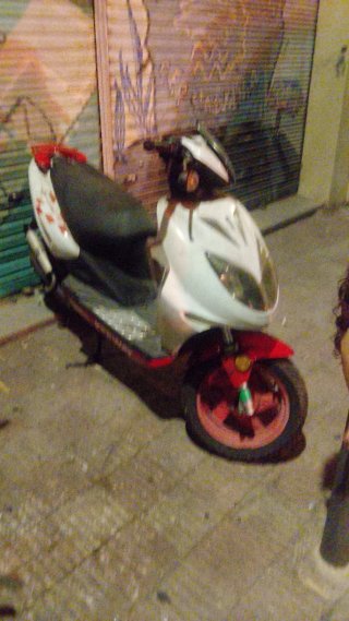 Moto Scooter 49cc Automática