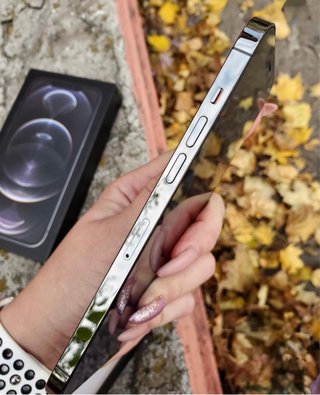 iPhone 12 Pro Max Como Nuevo