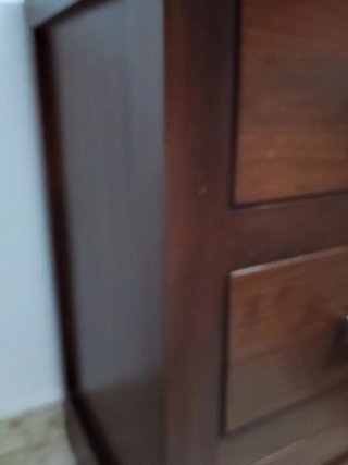 Cabecero, mesitas ,cómoda ,arca y espejo
