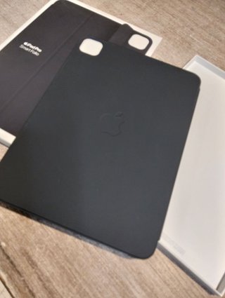 Apple Funda Smart Folio para el iPad Pro de 11 pulgadas (M5) - Negro