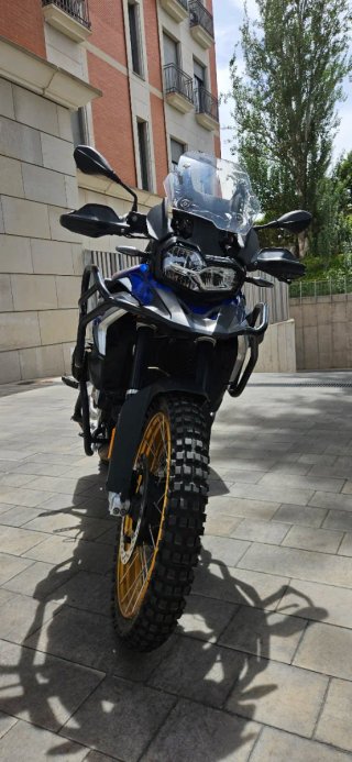 BMW F850GS 33000 kms.