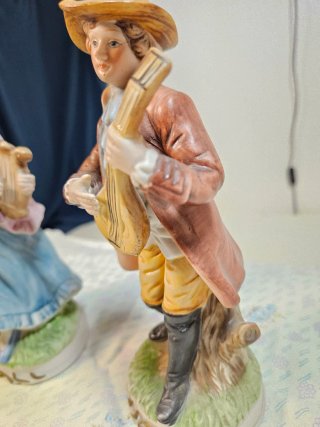 Coppia porcellana Capodimonte musicisti