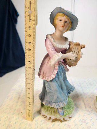 Coppia porcellana Capodimonte musicisti
