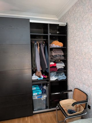 Armario Ikea Negro/Marrón Madera