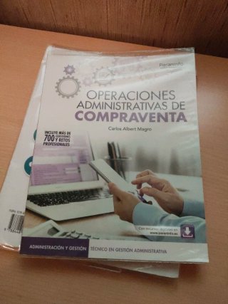 Libros de texto de 1 de FP Luis Braille 15cada uno