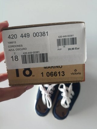 Deportivas Victoria bebé Talla 18