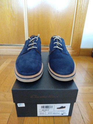 Zapatos de vestir Emidio Tucci, azul.