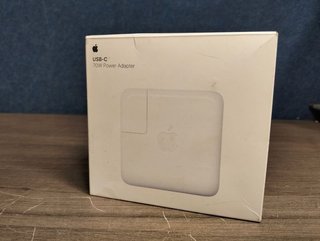 Adaptador de corriente USB‑C de 70 W