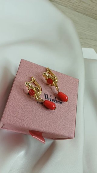 Pendientes Vintage Oro 18k y Corales Naturales
