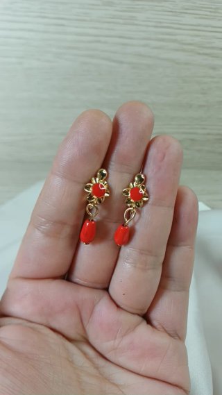 Pendientes Vintage Oro 18k y Corales Naturales