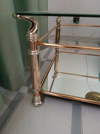 Mesa baja cristal/espejo y metal dorado