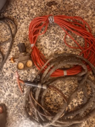 Cables y manómetro oxicorte