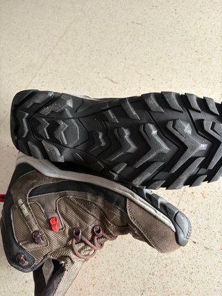 Botas senderismo Quechua Talla 42
