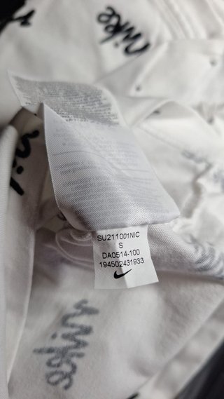 T-shirt Nike bianca taglia S