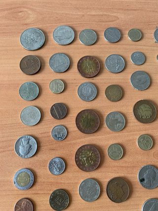 Lote de 208 monedas de Europa y América