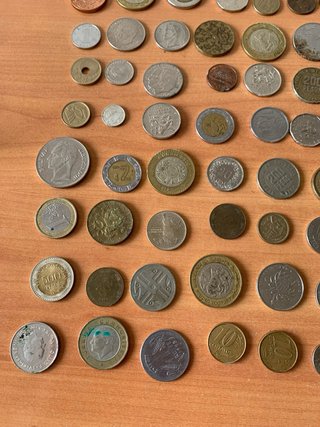 Lote de 208 monedas de Europa y América