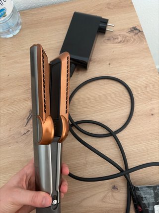 Dyson Airwrap Dorado y Plateado