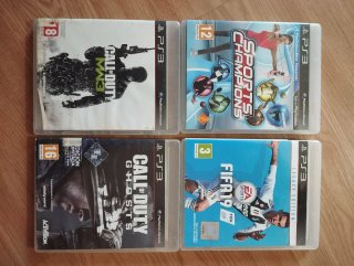Lote 4 Giochi PS3: Call of Duty, FIFA, Sports Champions