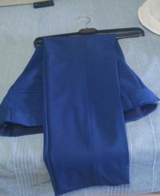 Traje de hombre azul