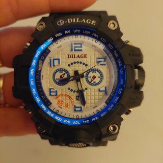 Reloj Dilage Negro y Azul Nuevo