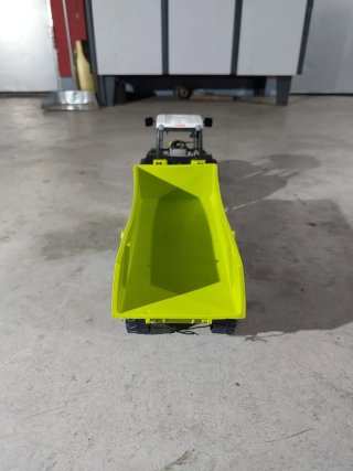 Tractor Claas con Remolque Bruder