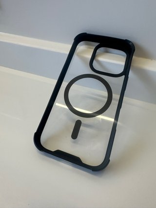 Funda iPhone 16 Pro Transparente MagSafe