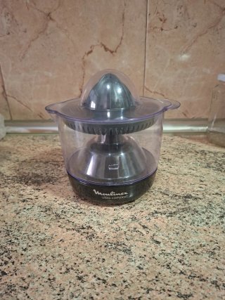 Exprimidor Moulinex Ultra Compact