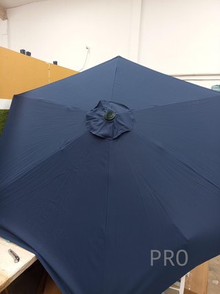 Amazon Basics Sombrilla para Terraza