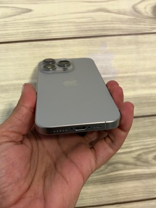 iPhone 15 Pro 256gb 100% Batería Natural Titanio