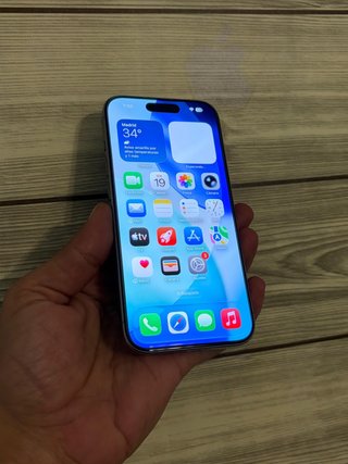 iPhone 15 Pro 256gb 100% Batería Natural Titanio