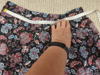 Falda estampada entretiempo