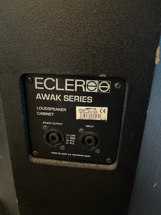 Pareja Altavoces Ecler Awak 112