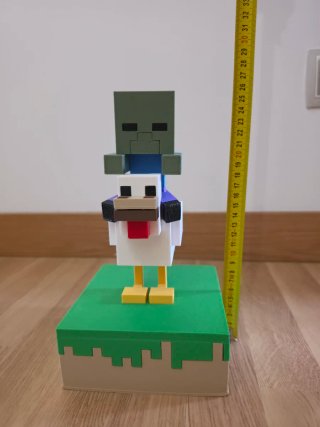 Diorama Minecraft Creeper sobre Gallina 26 cm