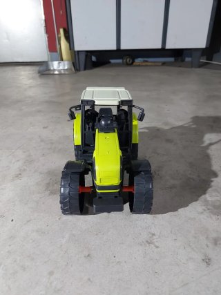 Tractor Bruder Claas Nectis