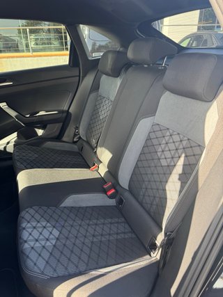 VW Taigo R-Line 1.0TSi 110cv automatico