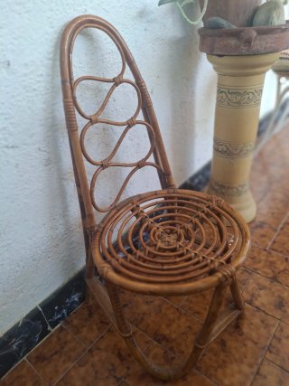 Silla de bambú vintage.