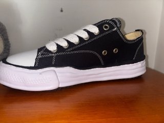 Zapatillas Mihara Yasuhiro Negras y Blancas