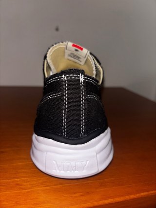 Zapatillas Mihara Yasuhiro Negras y Blancas