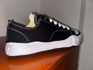 Zapatillas Mihara Yasuhiro Negras y Blancas