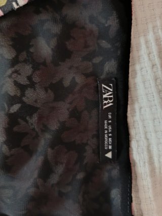 Vestido corto estampado Zara