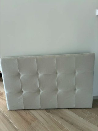Cabecero de tela beige