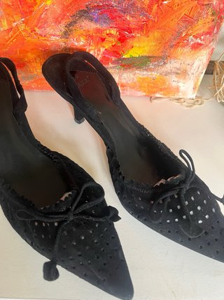 Zapatos Zara talla 39 negros de tacón medio