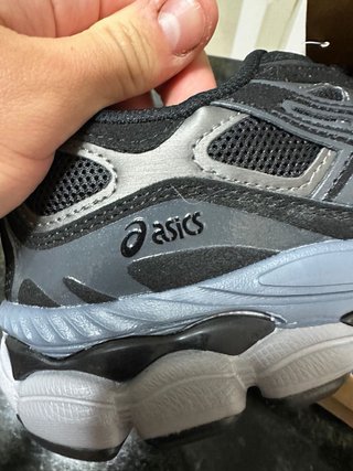 ASICS gel nyc