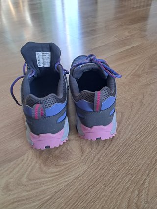 Quiero vender cuanto antes Zapatos Columbia 40