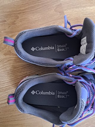 Quiero vender cuanto antes Zapatos Columbia 40