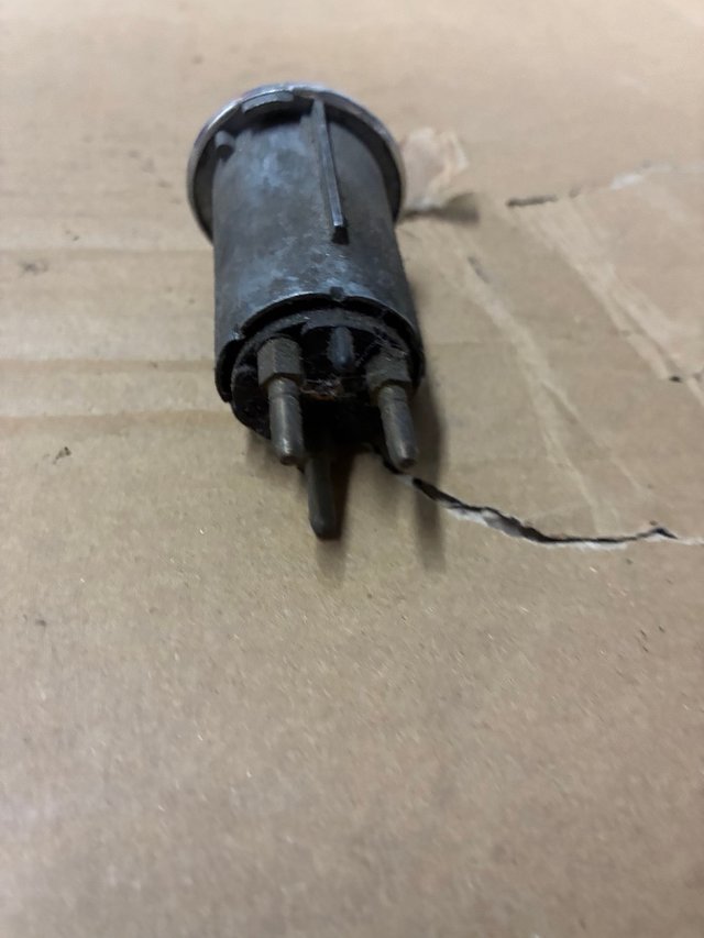 Barreiros llave contacto