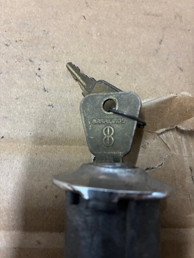 Barreiros llave contacto