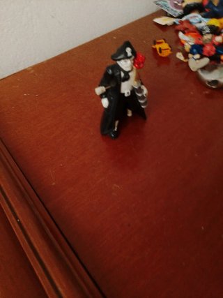 Figura Pirata Burger King a cuerda